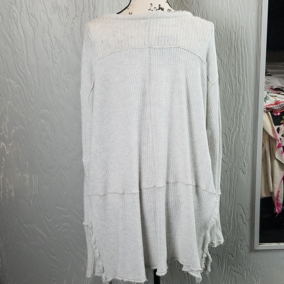 Free People oversized drippy distressed thermal - Picture 3 of 7